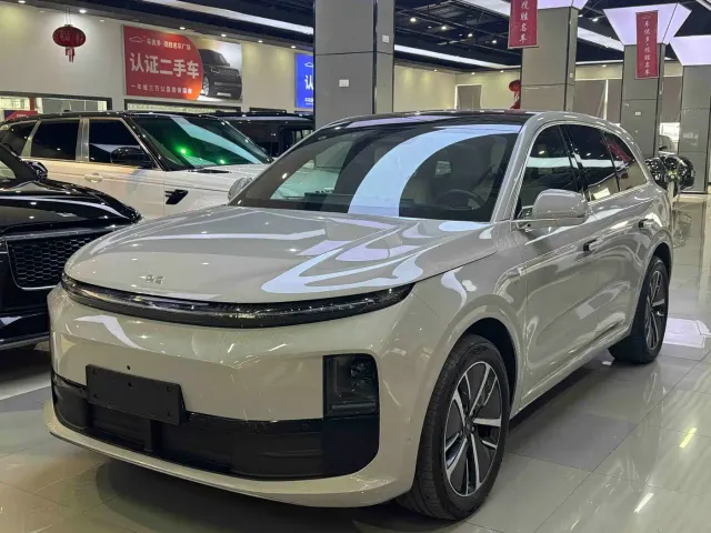 Фотография автомобиля — Li Auto L6