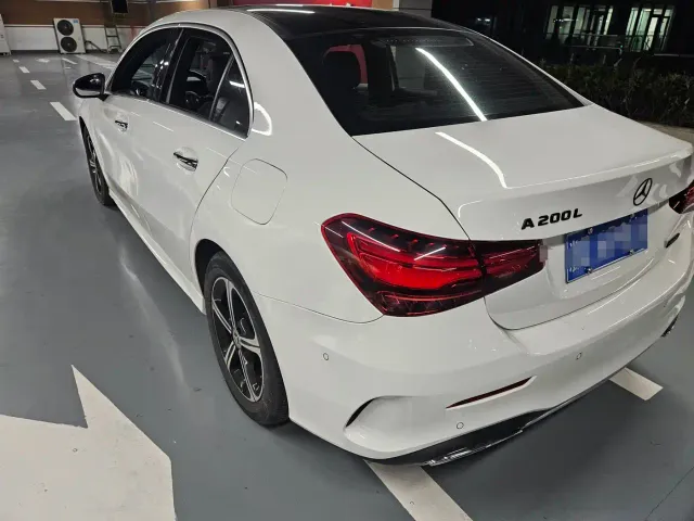 Mercedes-Benz A-Class — Фото автомобиля 4