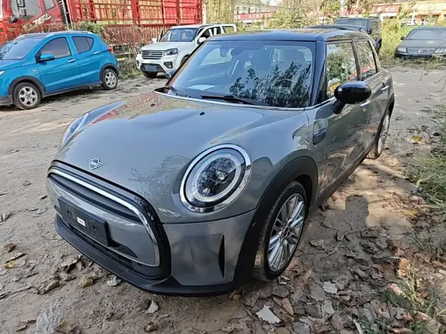 Фотография автомобиля — MINI Hatch