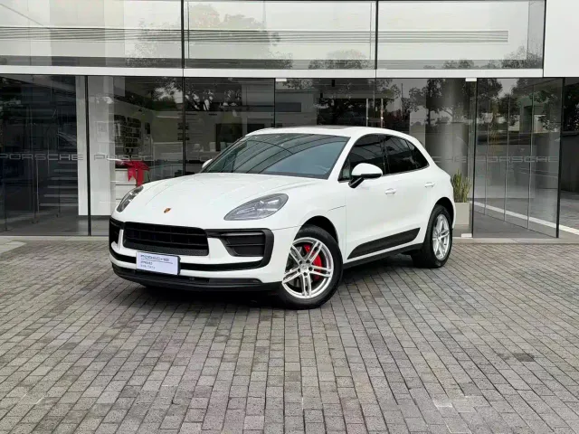 Фотография автомобиля — Porsche Macan