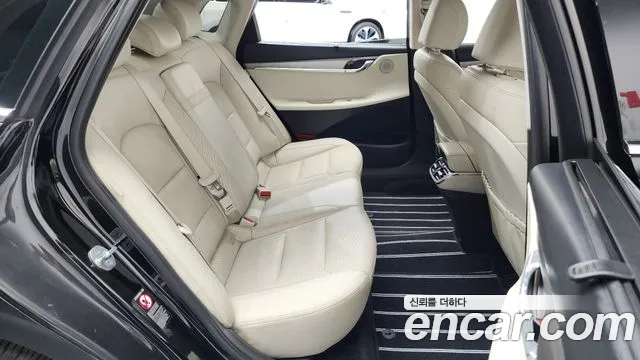 Hyundai Grandeur — Фото автомобиля 11