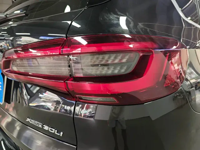 BMW X5 — Фото автомобиля 13
