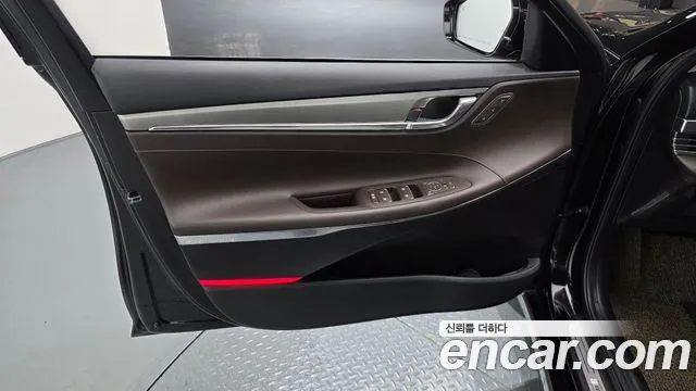 Hyundai Grandeur New — Фото автомобиля 13
