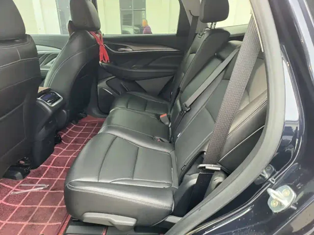 Buick Enclave — Фото автомобиля 16