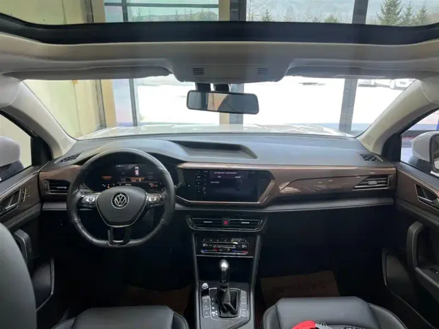 Volkswagen Tharu — Фото автомобиля 17