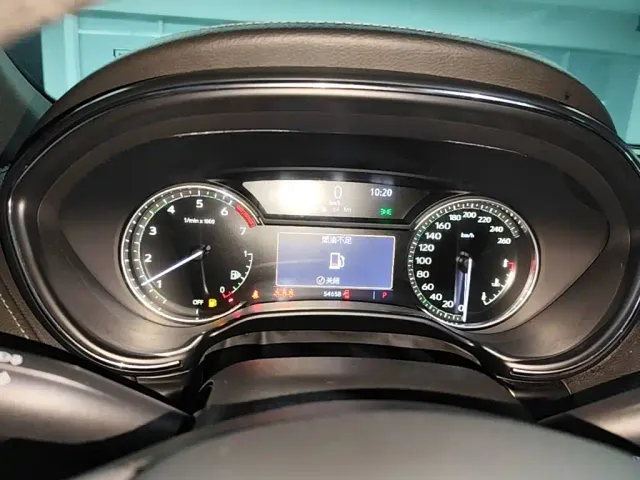 Cadillac CT5 — Фото автомобиля 11