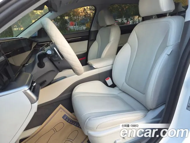 Hyundai Grandeur GN7 — Фото автомобиля 10