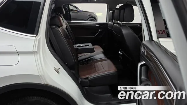 Volkswagen Tiguan — Фото автомобиля 17