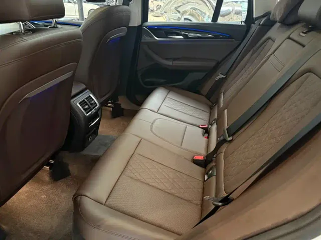 BMW X3 — Фото автомобиля 11