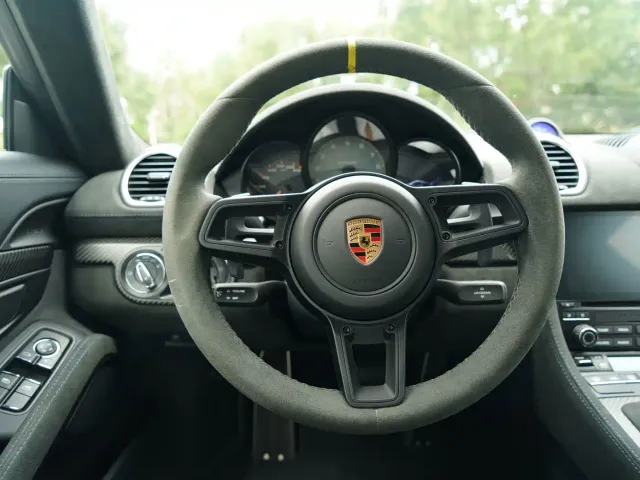 Porsche 718 — Фото автомобиля 12