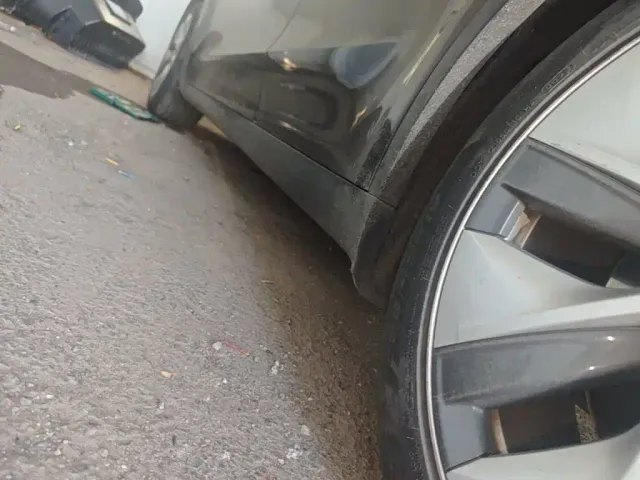Tesla Model Y — Фото автомобиля 21