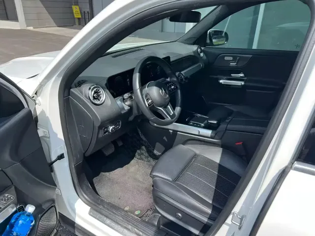 Mercedes-Benz GLB-Class — Фото автомобиля 3