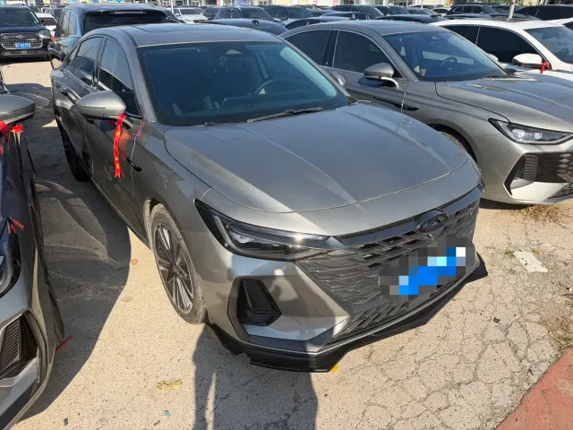 Chery Arrizo 8 — Фото автомобиля 3