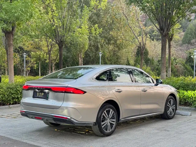 Geely Galaxy Stellar 6 — Фото автомобиля 8