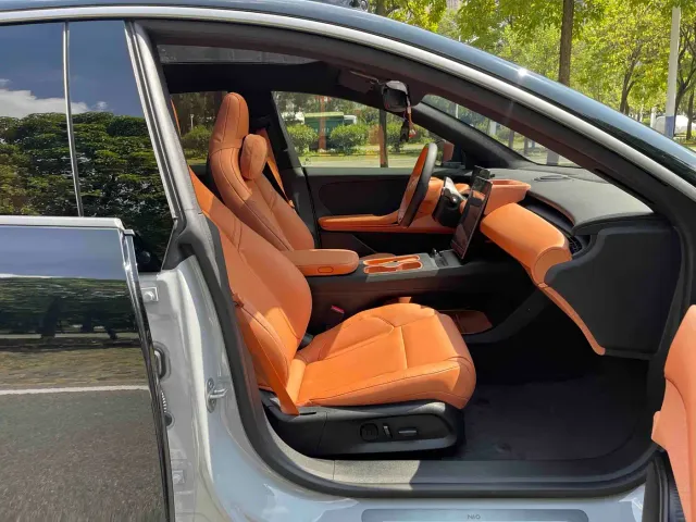 Nio ET5 Touring — Фото автомобиля 10