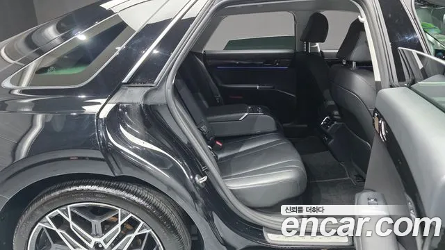 Hyundai Grandeur GN7 — Фото автомобиля 12
