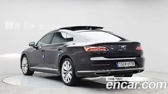 Volkswagen Arteon — Фото автомобиля 2