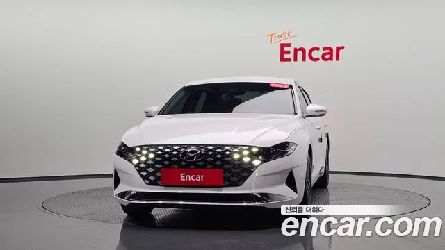Hyundai Grandeur Новый Grandeur IG 3.0 LPi (Такси) — Фото автомобиля 3