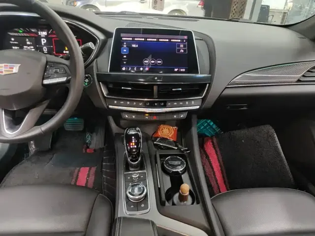 Cadillac CT5 — Фото автомобиля 12