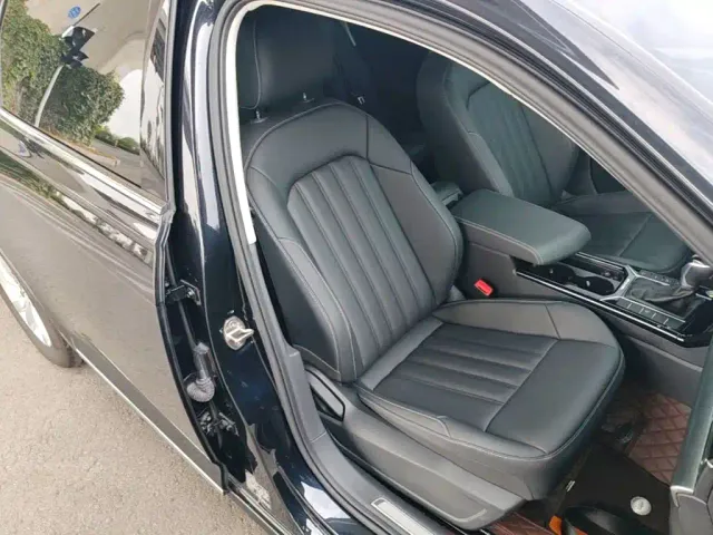 Volkswagen Passat — Фото автомобиля 24