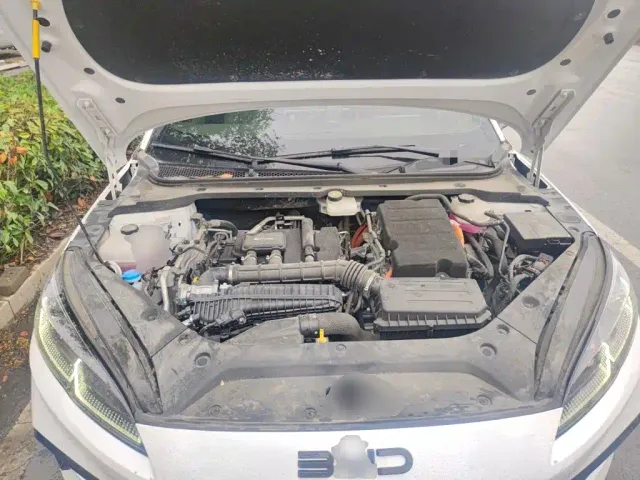 BYD Seal 06 — Фото автомобиля 10