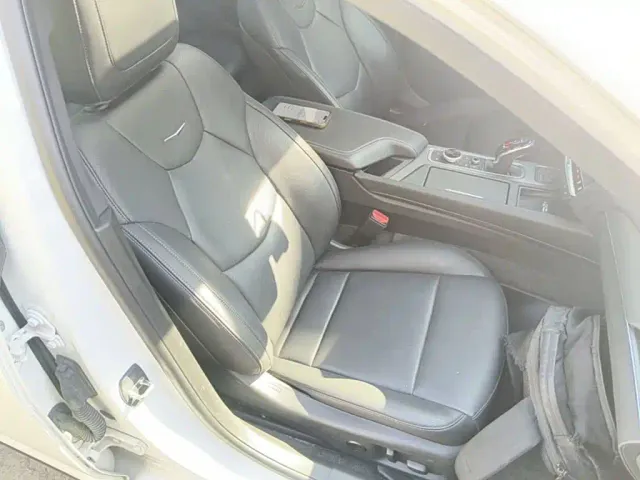 Cadillac CT5 — Фото автомобиля 24
