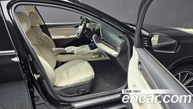 Hyundai Grandeur — Фото автомобиля 24