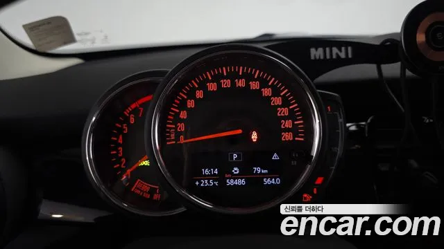 Mini Cooper Cooper 5 дверей Classic — Фото автомобиля 8