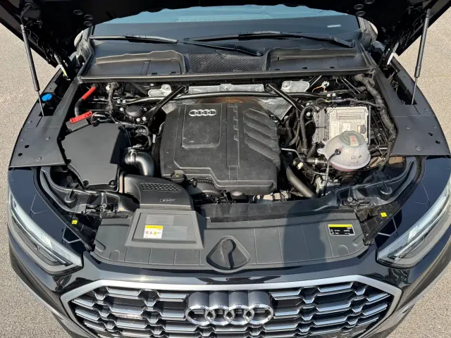 Audi Q5L — Фото автомобиля 18