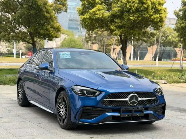 Mercedes-Benz C-Class — Фото автомобиля 3