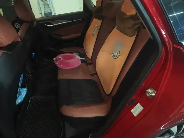 Changan Eado — Фото автомобиля 18