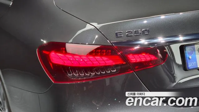 Mercedes-Benz E-Class W213 — Фото автомобиля 8