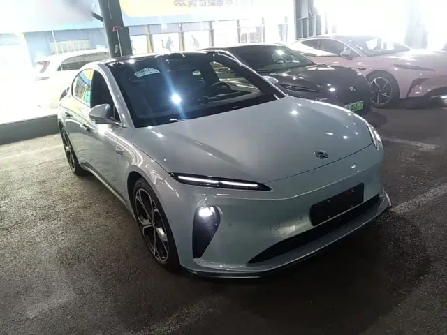 Nio ET5 — Фото автомобиля 21
