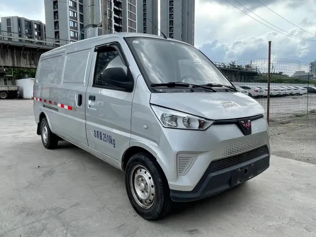 Wuling EV50 — Фото автомобиля 3