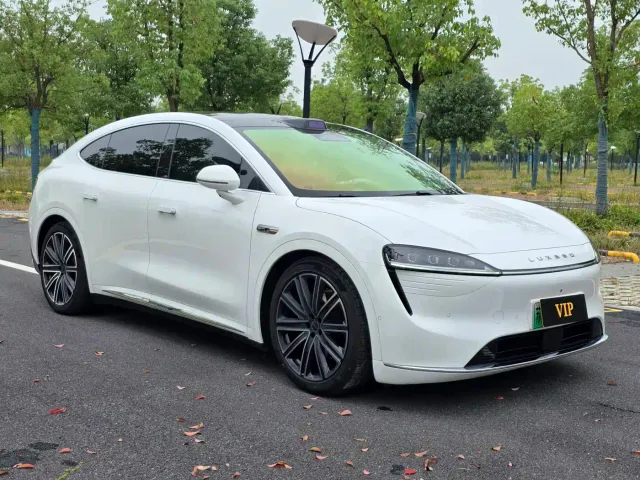 Luxeed R7 — Фото автомобиля 3