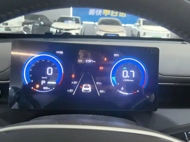 Changan Eado — Фото автомобиля 14