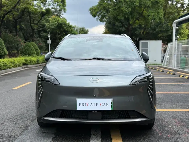 GAC Aion Y — Фото автомобиля 2