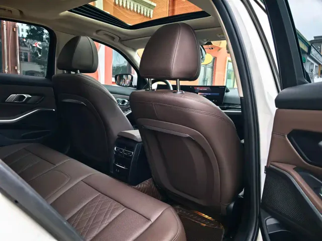 BMW 3 Series — Фото автомобиля 14