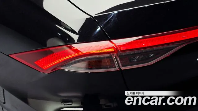Hyundai Grandeur Grandeur (New) Hybrid — Фото автомобиля 8