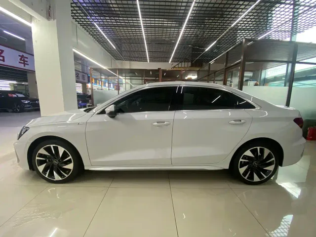 Audi A3 — Фото автомобиля 5