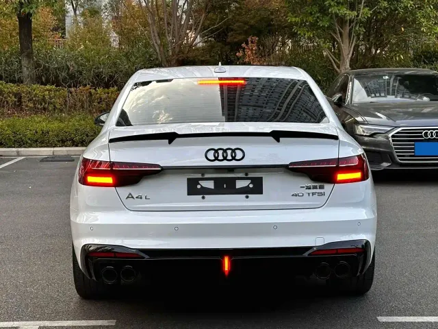 Audi A4L — Фото автомобиля 10