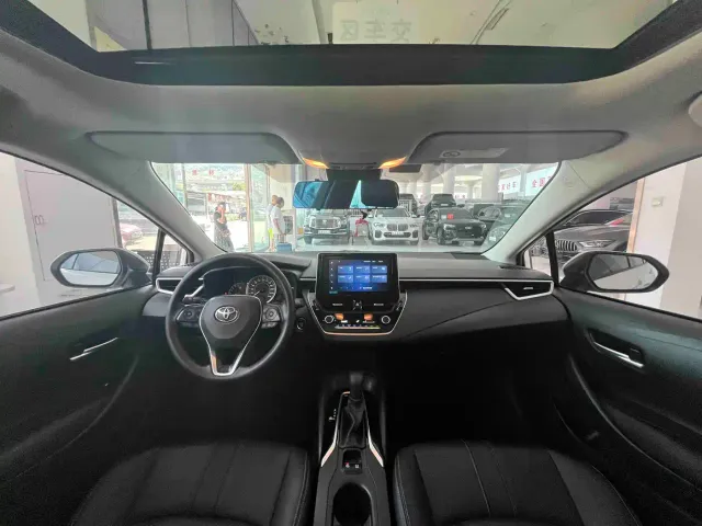 Toyota Corolla — Фото автомобиля 14