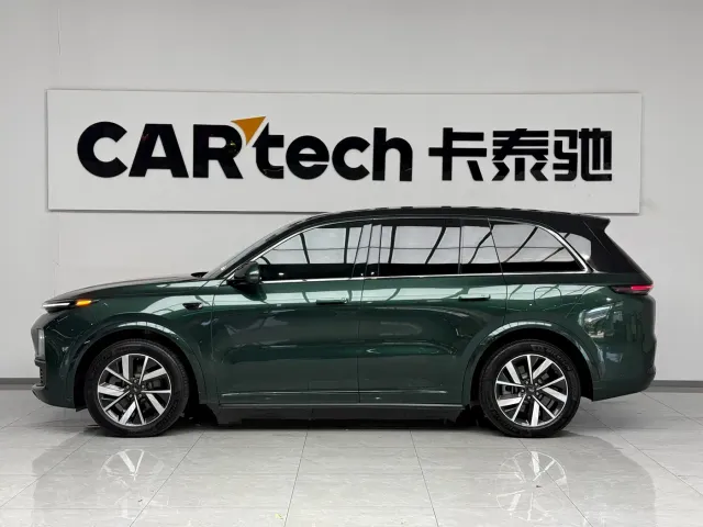 Li Auto L8 — Фото автомобиля 2