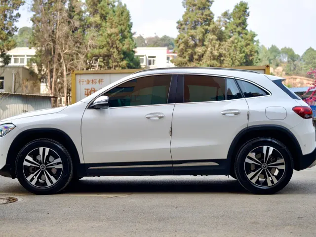 Mercedes-Benz GLA-Class — Фото автомобиля 4