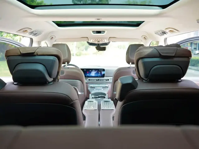 Mercedes-Benz V-Class — Фото автомобиля 16