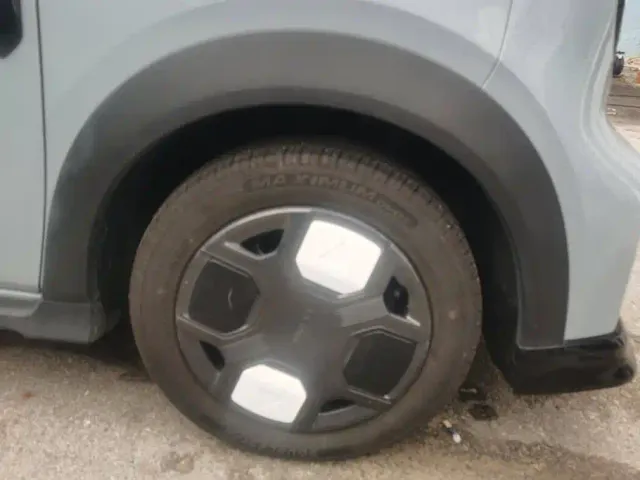 Geely Panda — Фото автомобиля 6