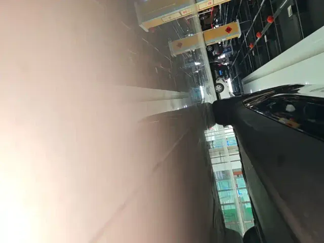 Tesla Model Y — Фото автомобиля 20