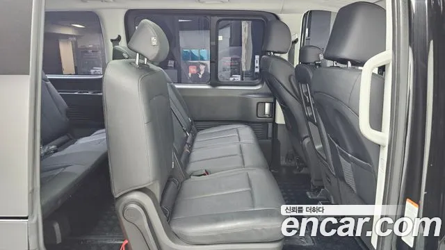 Hyundai Staria Staria 4WD Tourer 9 мест — Фото автомобиля 12