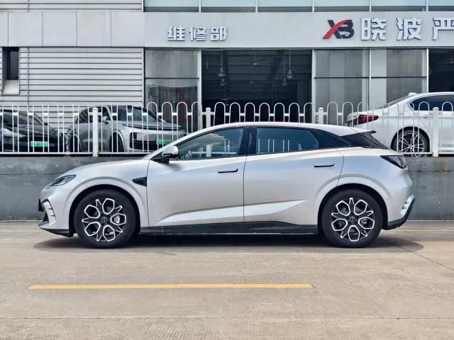 BYD Seal 06 GT — Фото автомобиля 3