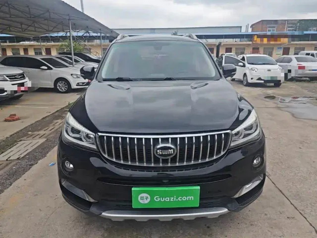 SWM Motor SWM X7 — Фото автомобиля 2